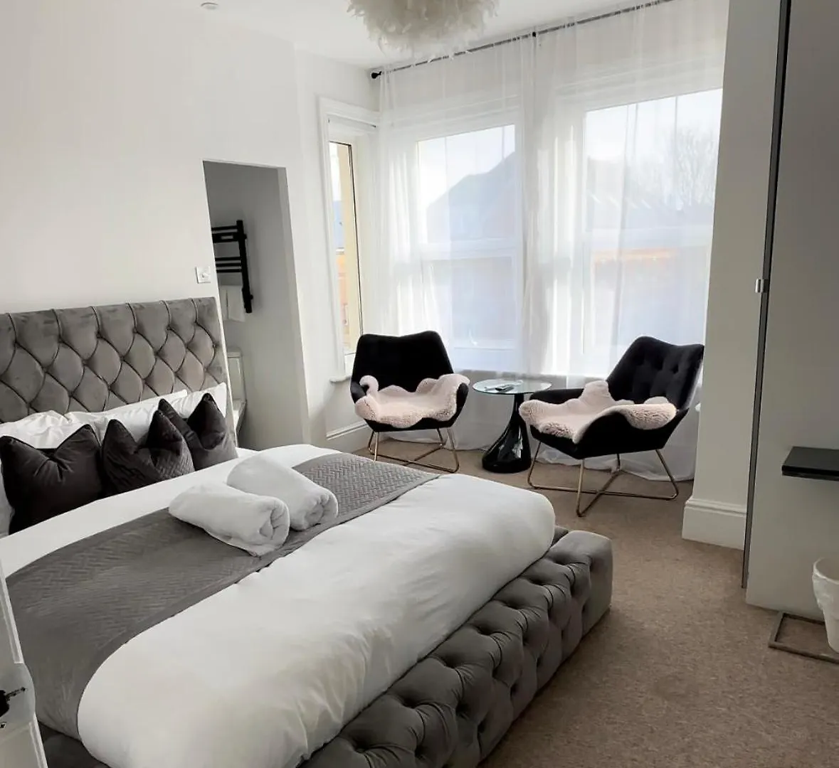 בורנמות' Seaside Florence 5 Min From Beach Parking 0*,